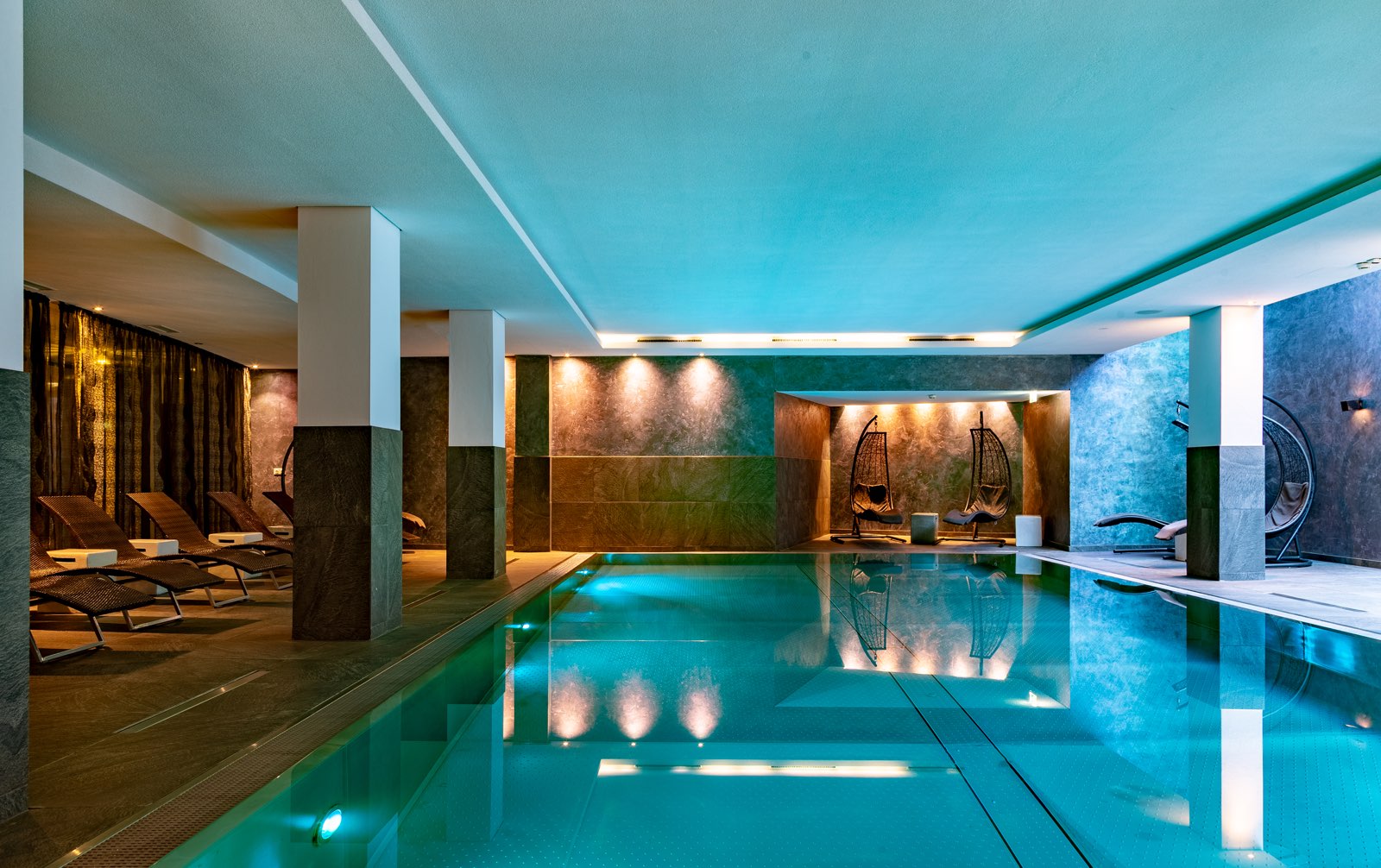 https://cms.libertashotels.com/wp-content/uploads/2024/06/Latini_Pool_2-1.jpg